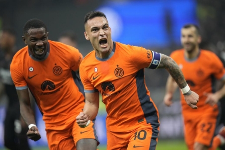 注定充满悬 注定充满悬